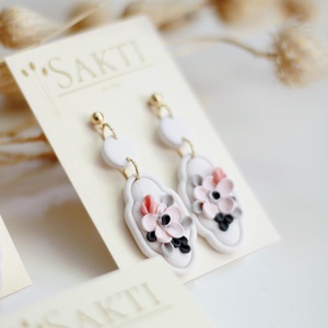 Romantikus virágos függő fülbevaló - ékszer - fülbevaló - lógó fülbevaló - Meska.hu