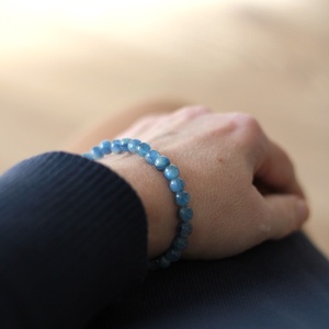 Kianit nyugalom karkötő 6mm - ékszer - karkötő - ásványkarkötő - Meska.hu