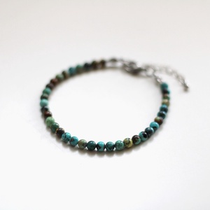 Valódi türkiz karkötő - ékszer - karkötő - gyöngyös karkötő - Meska.hu