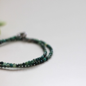 Krizokolla fazettált nyaklánc  - ékszer - nyaklánc - gyöngyös nyaklánc - Meska.hu