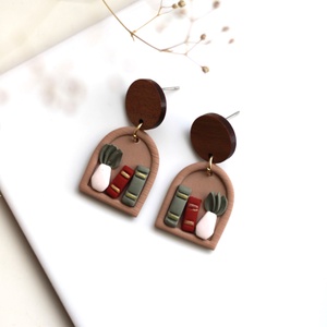 Könyvespolc függő fülbevaló fával, Ékszer, Fülbevaló, Lógó fülbevaló, Ékszerkészítés, MESKA