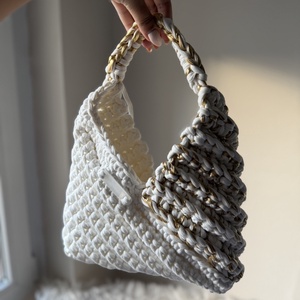 Horgolt Triangle Bag - táska & tok - kézitáska & válltáska - kézitáska - Meska.hu