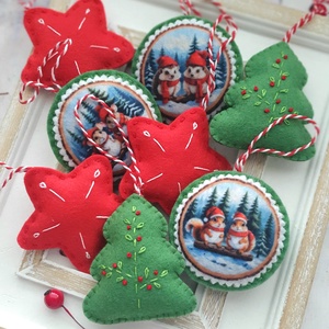 Bababarát karácsonyi filc díszek, mókusok és csillagok, Karácsony, Karácsonyi lakásdekoráció, Karácsonyfadíszek, Varrás, MESKA