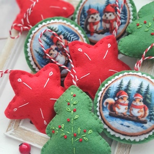 Bababarát karácsonyi filc díszek, mókusok és csillagok - karácsony - karácsonyi lakásdekoráció - karácsonyfadíszek - Meska.hu