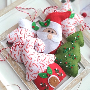 Bababarát karácsonyi filc díszek, mikulás, házikó, fenyőfa - Meska.hu