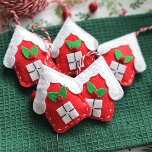 Bababarát karácsonyi filc házikók - Meska.hu