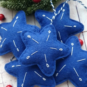Bababarát karácsonyi filc csillagok, Karácsony, Karácsonyi lakásdekoráció, Karácsonyfadíszek, Varrás, MESKA