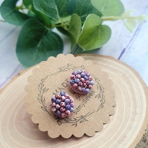 Gyöngyös gyapjúfilc fülbevaló, ékszer, ajándék , Ékszer, Fülbevaló, Pötty fülbevaló, Ékszerkészítés, Gyöngyfűzés, gyöngyhímzés, MESKA