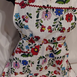 Matyó mintás kötény - otthon & életmód - konyhafelszerelés, tálalás - konyhai textil - konyharuha & törlőkendő - Meska.hu