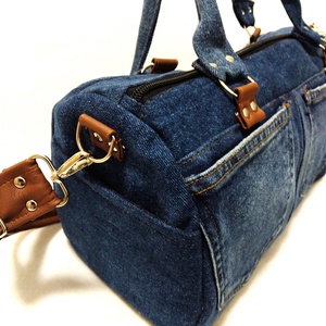 LOLA újrahasznositott több funkciós farmer táska - táska & tok - kézitáska & válltáska - vállon átvethető táska - Meska.hu