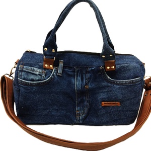 LOLA újrahasznositott több funkciós farmer táska - táska & tok - kézitáska & válltáska - vállon átvethető táska - Meska.hu