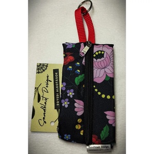 Népi motívumos    vízhatlan gyöngyvászon zsepi tartók, vagy bármi tartók, Táska & Tok, Kulcstartó & Táskadísz, Kulcstartó, Varrás, MESKA