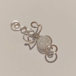 Fülgyűrű hegyikristállyal - ékszer - ékszerszett - Meska.hu