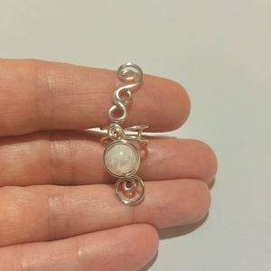 Fülgyűrű holdkővel - ékszer - ékszerszett - Meska.hu