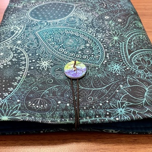 Keleties ( Paisley _zöldes ) mintás könyvtok - otthon & életmód - papír, írószer - könyv- és füzetborító - Meska.hu