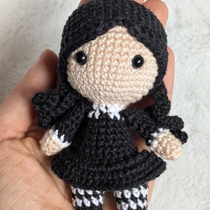 Kis horgolt baba - játék & sport - baba & babaház - játékbaba, babakellék - Meska.hu