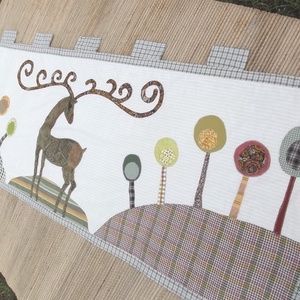 Szarvasos falvédő, 200 x 90 cm, kevesebb formával, Otthon & Életmód, Babaszoba, gyerekszoba, Falvédő gyerekszobába, Patchwork, foltvarrás, MESKA