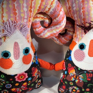 Két CsigaManó, virágos játékfigurák testvéreknek, barátoknak - játék & sport - plüssállat & játékfigura - manó - Meska.hu