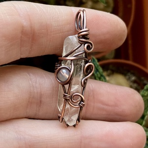 SaraZ // Crystal Ward medál szürke acháttal és választható lánccal - ékszer - nyaklánc - medál - Meska.hu