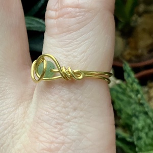 SaraZ // Forest Drop gyűrű aventurinnal - ékszer - gyűrű - gyöngyös gyűrű - Meska.hu