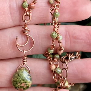 SaraZ // Lunar Circle nyaklánc unakittal - ékszer - nyaklánc - medálos nyaklánc - Meska.hu