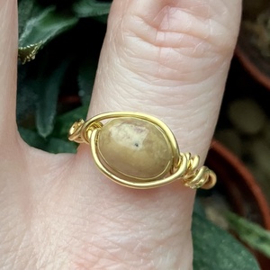 SaraZ // Inner Ember gyűrű alasani acháttal - ékszer - gyűrű - gyöngyös gyűrű - Meska.hu