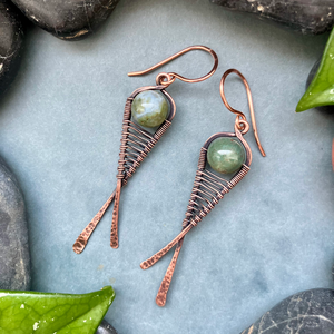 SaraZ // Forest Finch fülbevaló indiai acháttal - ékszer - fülbevaló - lógó fülbevaló - Meska.hu