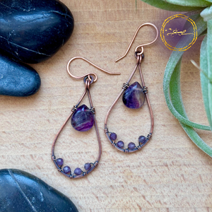 SaraZ // Desert Bloom fülbevaló fluorittal és ametiszttel, Ékszer, Fülbevaló, Lógó fülbevaló, Ékszerkészítés, MESKA