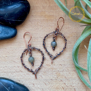 SaraZ // Forest Drop fülbevaló labradorittal - Meska.hu