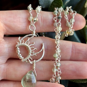 SaraZ // Eclipse Soul nyaklánc prehnittel és fluorittal - ékszer - nyaklánc - medálos nyaklánc - Meska.hu