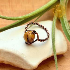 SaraZ // Amber Dune gyűrű mookait jáspissal, Ékszer, Gyűrű, Gyöngyös gyűrű, Ékszerkészítés, MESKA