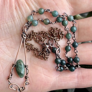 SaraZ // Forest Drop nyaklánc moha acháttal - ékszer - nyaklánc - medálos nyaklánc - Meska.hu