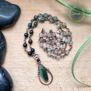 SaraZ // Nomad Lines nyaklánc moha acháttal - Meska.hu