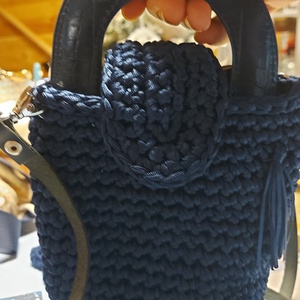 Sötétkék egyedi, horgolt kistáska - táska & tok - kézitáska & válltáska - alkalmi táska - Meska.hu