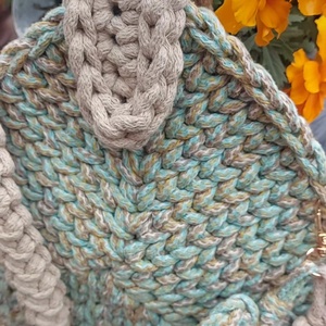 Egyedi, kézműves, horgolt válltáska táska - Meska.hu