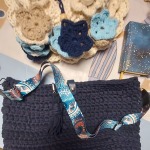 Egyedi, kézműves, horgolt válltáska, kézitáska - táska & tok - kézitáska & válltáska - nagy pakolós táska - Meska.hu