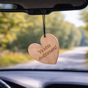 Autós Visszapillantó Dísz (Szív), Otthon & Életmód, Autó, Visszapillantó dísz, Gravírozás, pirográfia, MESKA