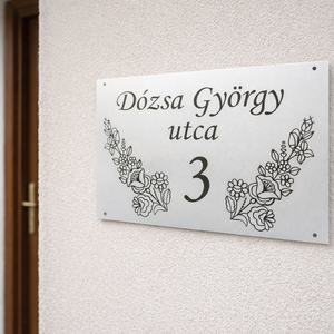 Házszámtábla (grafikával), Otthon & Életmód, Ház & Kert, Házszám, Gravírozás, pirográfia, MESKA