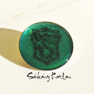 Mardekár címer, Harry Potter kitűző, Ékszer, Kitűző és Bross, Kitűző, Ékszerkészítés, MESKA