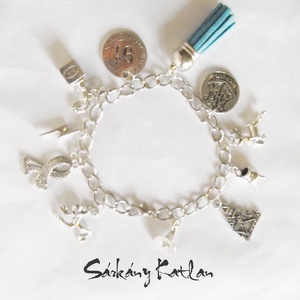 Harry Potter fityegős karkötő - ékszer - karkötő - charm karkötő - Meska.hu