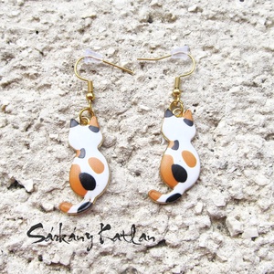 Kalikó cica fülbevaló - ékszer - fülbevaló - lógó fülbevaló - Meska.hu