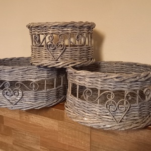 Papírfonással készült kosarak három darab - otthon & életmód - tárolás & rendszerezés - tárolókosár - Meska.hu