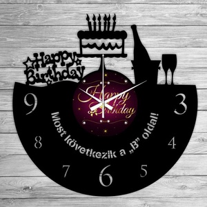 SZÜLETÉSNAPOS bakelit falióra, Otthon & Életmód, Falióra & óra, Dekoráció, Fali és függő dekoráció, Mindenmás, Újrahasznosított alapanyagból készült termékek, MESKA
