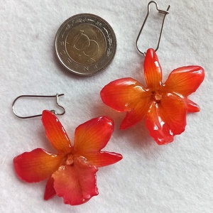 Narancs-piros Orchidea fülbevaló - ékszer - fülbevaló - lógó fülbevaló - Meska.hu