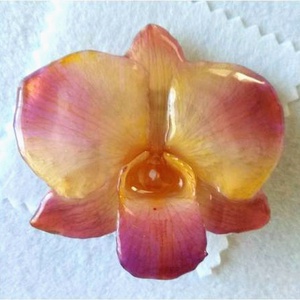 Orchidea kitűző és medál egyben - ékszer - kitűző és bross - kitűző - Meska.hu
