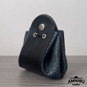 2in1 szütyő és kockatálca - fekete - sötétzöld krokkómintás - játék & sport - táblajáték és kártyajáték - társasjátékok - dobókocka - Meska.hu