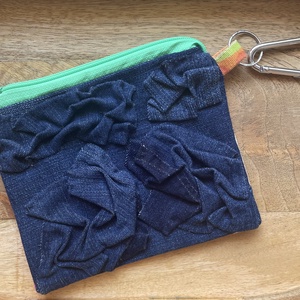Upcycling neszeszer/pénztárca - táska & tok - pénztárca & más tok - pénztárca - női pénztárca - Meska.hu
