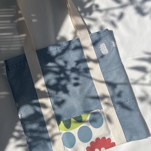 Upcycling farmer-vászontáska, zsebbel, Táska & Tok, Bevásárlás & Shopper táska, Shopper, textiltáska, szatyor, Újrahasznosított alapanyagból készült termékek, Varrás, MESKA