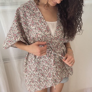Laza upcycling poncsó/kimono - ruha & divat - női ruha - poncsó - Meska.hu