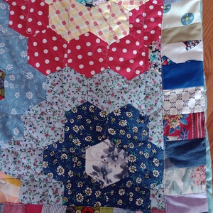 Zerowaste steppelt takaró nagymama virágoskertje mintával  - otthon & életmód - lakástextil - felnőtt takaró, pléd - Meska.hu